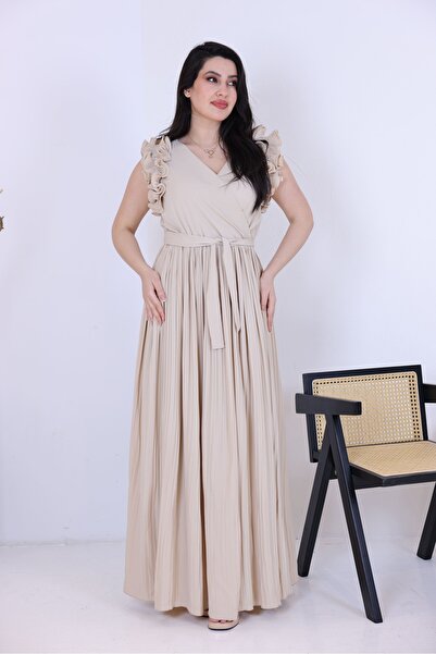 MODA Cream sleeveless maxi dress with elegant pleats and ruffled shoulder