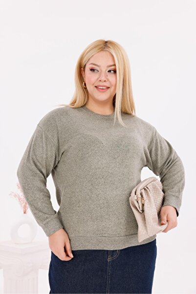 Siyezen Large Size Soft Lycra Sweater