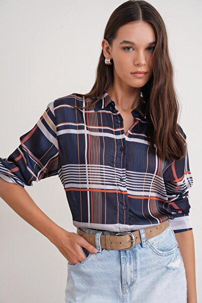 Mixray 4751 Women's Plaid Slim Satin Shirt Navy Blue