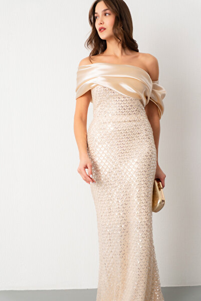 Lafaba Kadın Bej Yaka Detay Boncuklu Uzun Abiye Elbise