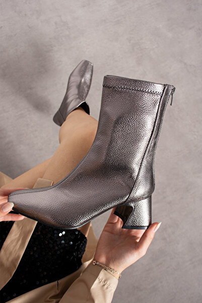 ELİSHA BUTİK Alvaro Platin Renkli Baskı Desenli Streç Kadın Kalın Topuklu Bot