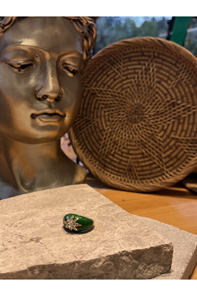 nunu takı خاتم أخضر على شكل نجمة مرصع بالأحجار