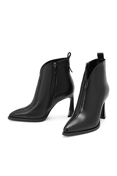 Derimod Kadın Siyah Fermuarlı Topuklu Deri Bot 25WFD490018