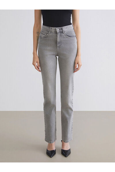 LC Waikiki İzr Yeni Sezon Mom Fit Kadın Jean Pantolon