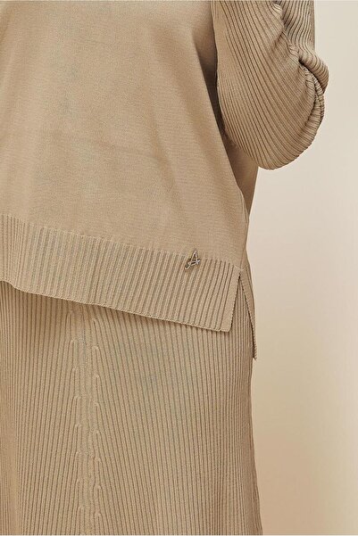 Alvina Tricot Suit with Skirt 45860