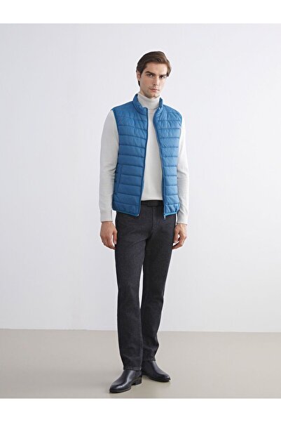 LC Waikiki LCWAIKIKI Classic Standart Kalıp Dik Yaka Erkek Şişme Yelek