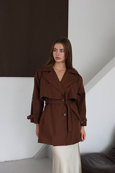 Bahar Altundemir Kadın Kruvaze Kısa Kuşaklı Kahverengi Trençkot