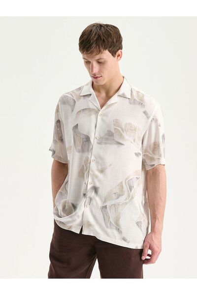 LC Waikiki Ανδρικό πουκάμισο βισκόζης με σχέδιο LCW Vision Regular Fit με κον...