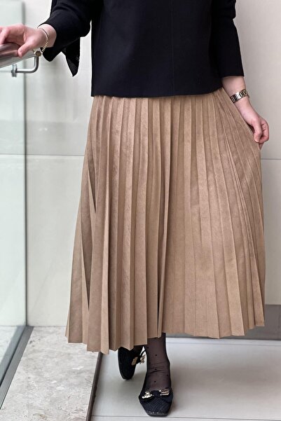 Ceremony Thin Pleated Suede Skirt