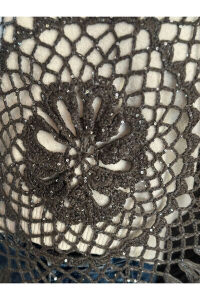 Gönülden Tasarım Knitted Tricot Motifed Tasseled High Neck Poncho Shawl