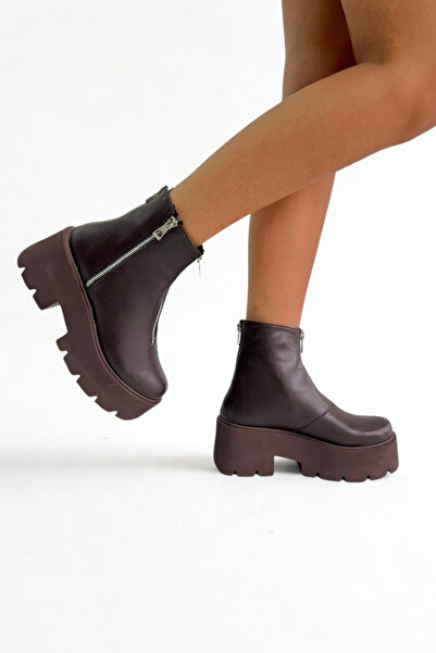 inizio Brown Thick Sole Women's Boots P9018