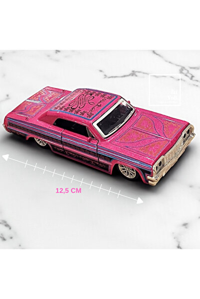 Lennix Metal Model Araba 12,5 cm Dekoratif Masaüstü Mini Araba Hediyelik Obje Aksesuar-Pembe