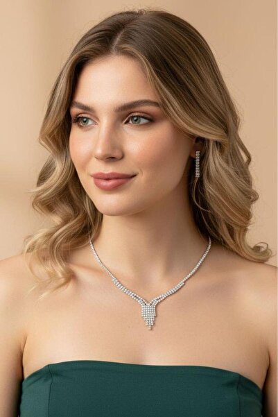 Valmont Accessories Kolye ve Küpe Düğün, Kına, Nişan Gelin Taşlı 2'li Takı Seti