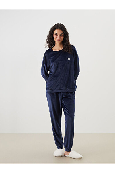 LC Waikiki Create Your Style from Uzg Store | Crew Neck Embroidered Long Sleeve Women's Pajama Set