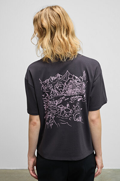 GRIMELANGE Fina Women's Back Print Detailed Regular Fit Crew Neck 100% Organic Cotton Anthracite T-Shirt