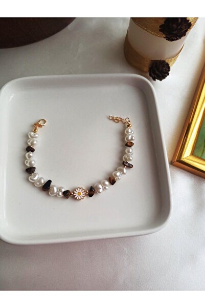 Svc Aksesuar سوار مع تفاصيل ديزي اللؤلؤ