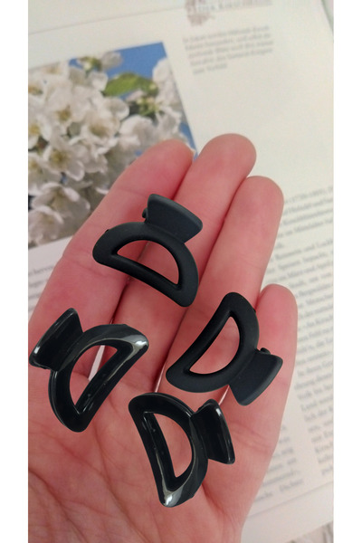 chibi 4-Piece Matte & Glossy Black Small Size Hair Clip Set - Tiny Claw Hair ...