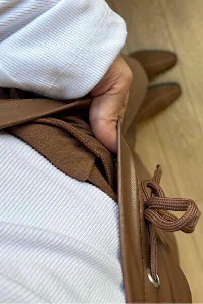 bysoca Kadın Taba Yüksek Bel Lastikli ve Bağcıklı Cepli Şardonlu Çatlamaz Deri Jogger Pantolon