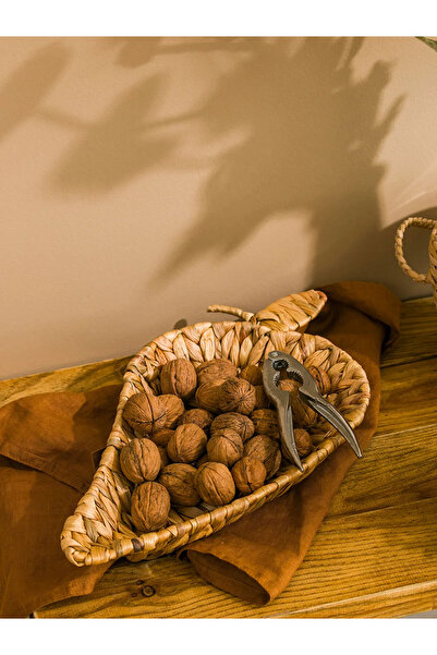 LC Waikiki سلة خوص زخرفية بنية اللون من إل سي دبليو هوم، 40 سم