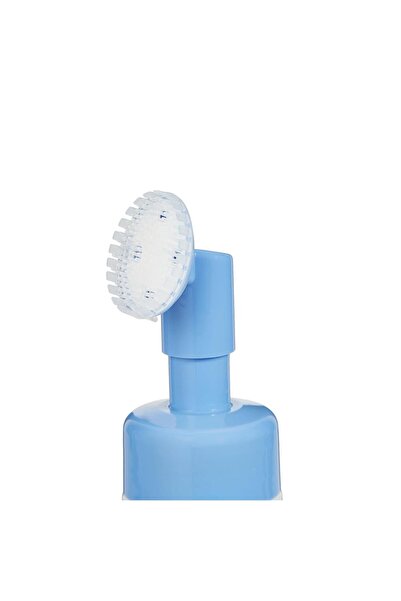 HEMANI Foaming Whitening Face Wash with Saffron, 150 ml