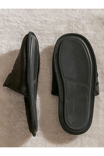 LC Waikiki Sparkling Choices from Shining Store |   Embroidered Men's House Slippers