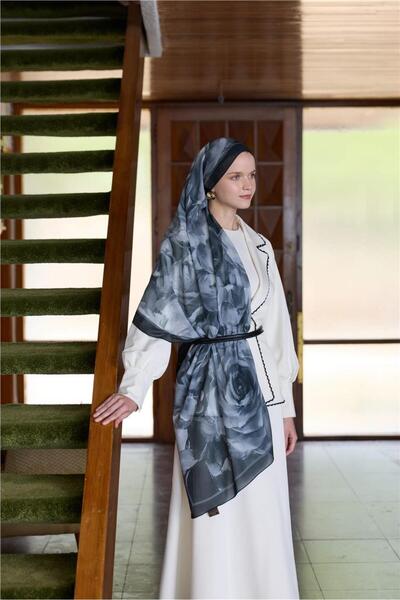 İpekhan Winter Bloom Collection Qupra Shawl 30002-10001