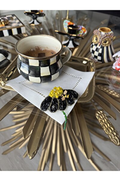 Hatice sakallı design 1 Adet Siyah Papatya işlemeli Kahve yanı sunum kokteyl peçetesi