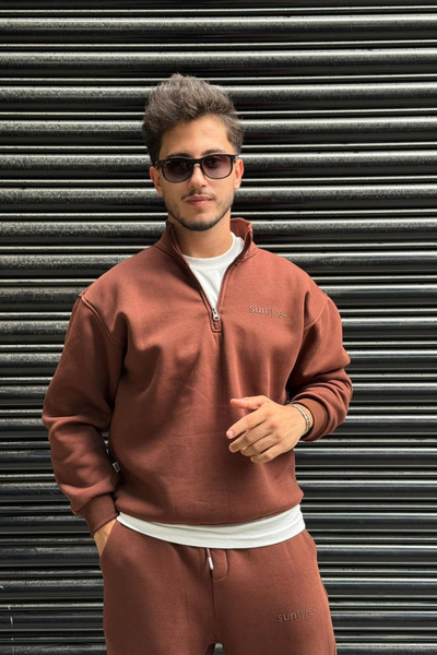 thesunfyre ΑΝΔΡΙΚΟ Φούτερ με ψηλός λαιμός κλωστές D με μισό φερμουάρ και κέντημα