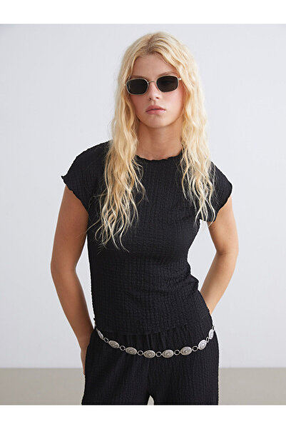 LC Waikiki بدلة نسائية ذات ياقة عالية منقوشة للموسم الجديد - S5R260Z8