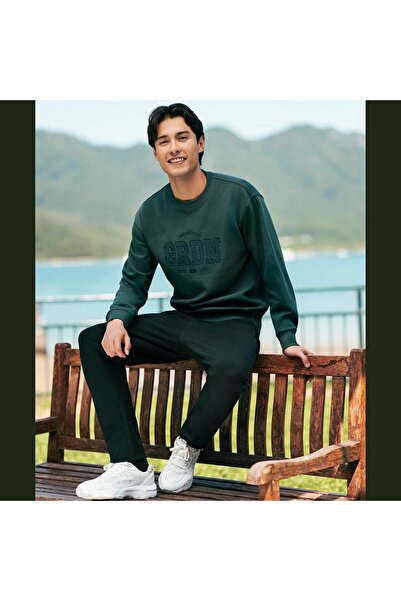 Giordano Men's Relaxed Fit Printed French Terry Pullover