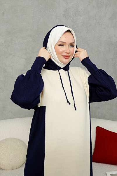 NEW DAĞ Rochie colorată cu glugă