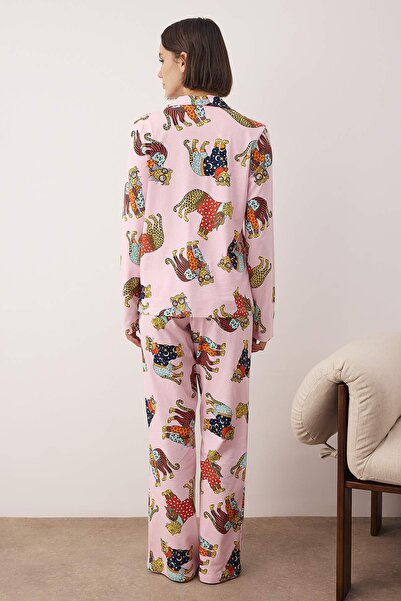 Trendyol Collection Set de pijamale tricotate cu imprimeu tigru, 100% bumbac, roz THMAW26PT00202