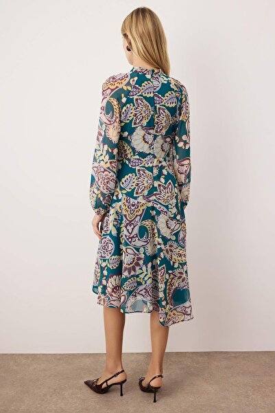 Trendyol Collection Green-Multicolored Midi Chiffon Lined Woven Dress Twoaw26El00284