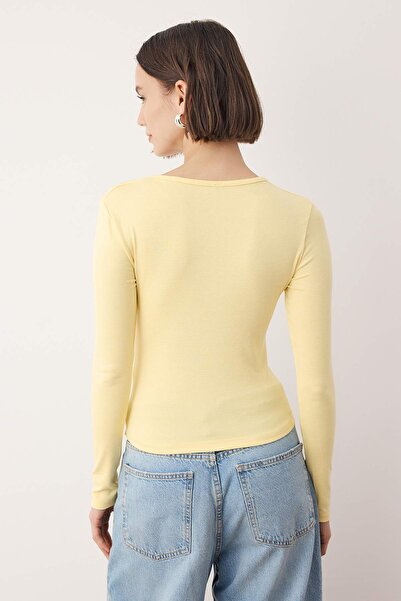 Trendyol Collection Yellow Soft Touch Half Placket Buttoned Bodycon Stretchy Knitted Blouse Twoaw26Bz00140