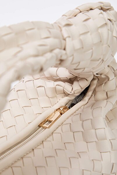 TRENDYOL SHOES Ecru Knitted Patterned Premium Women's Handbag Takaw26Oc00072