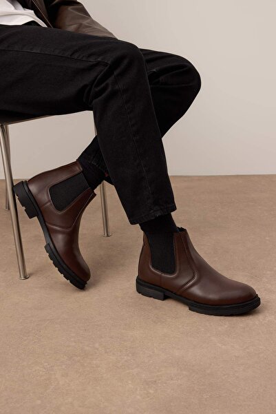 TRENDYOL SHOES Σκούρο καφέ κοντό ίσιο τακούνι ελαστικό γυναικείο μποτάκι Chelsea
TAKAW26BO000191