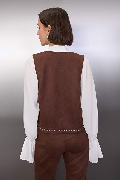 Trendyol Collection Кафяво жиле с детайли от редовен плетен велур TWOAW26YE00061