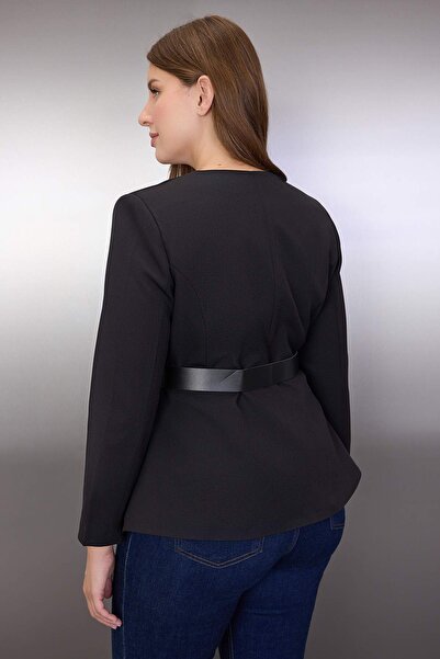 Trendyol Curve Чорний золотий ремінь з кнопками, тканий піджак великого розміру TBBAW26AG00030