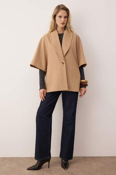 Trendyol Collection Beige Body-Friendly Mono Closure Oversize Midi Cashmere Coat Twoaw26Kb00064