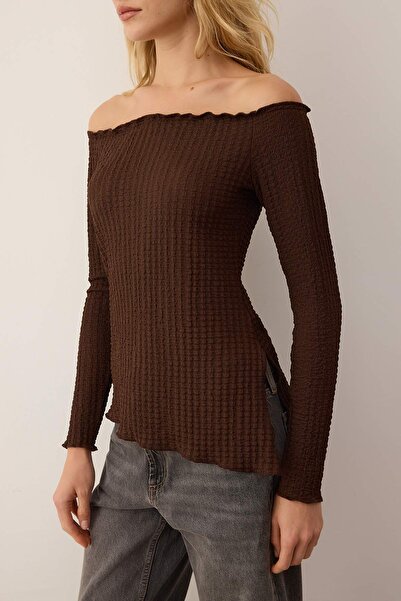 Trendyol Collection Brown Carmen Collar Textured Hem Asymmetric Knitted Blouse Twoaw26Bz00286