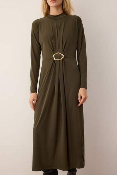 Trendyol Modest Χακί Πλεκτό Φόρεμα με Λεπτομέρεια Πόρπης στη Μέση TCTAW26EB00026