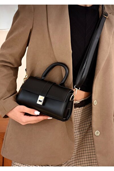 Butik حقيبة يد وكتف نسائية من تاكا شارون موديل