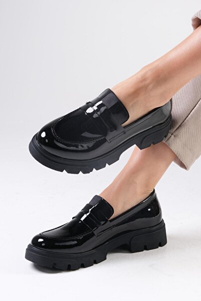 Mio Gusto Casey Siyah Renk Rugan Kalın Tabanlı Kadın Loafer Ayakkabı
