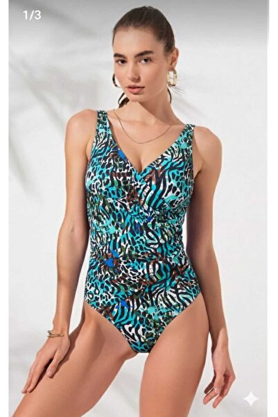 Laura Baresse Серия бански костюми с форма Бански костюм с набрани части отпред