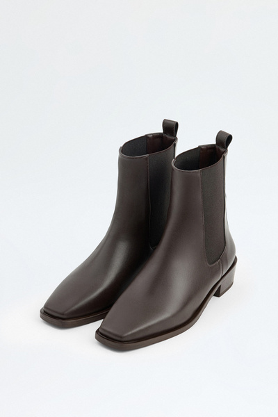 LUTVELIZADE Bot 2303 - Küt Burun Yanları Lastikli Acı Kahve Kadın Bot