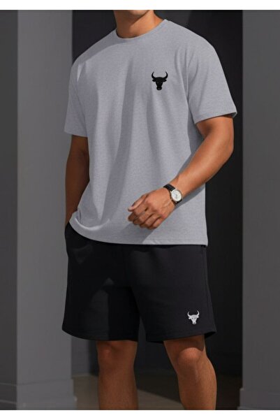 REBRAND طقم تي شيرت كبير الحجم - طقم شورت سفلي مطبوع