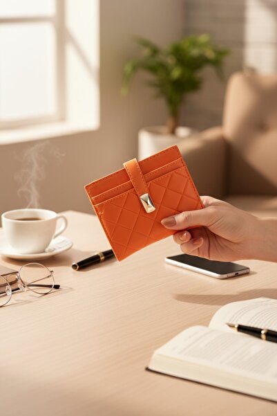 Classbag Kadın Turuncu Orta Boy Kapitone Detaylı Tokalı Cüzdan