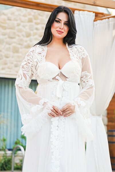 Lama Lingerie 2-Piece Satin Feather Lace Bridal Robe