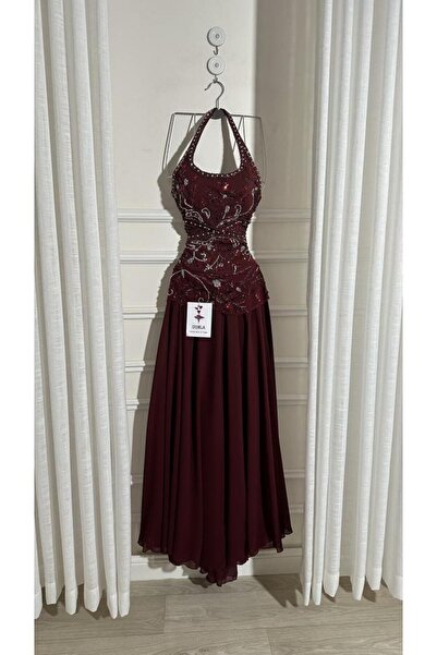Onila Elegant hand-embroidered burgundy dress