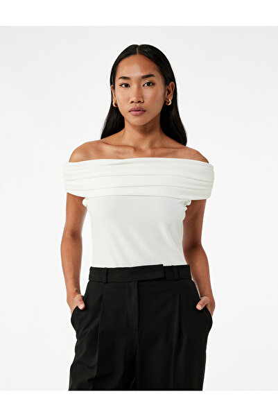 Koton Crepe Fabric Slim Fit Strapless Blouse with Drape Detail